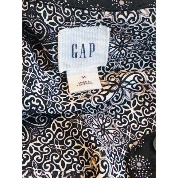 Gap Popover Shirt Dress, versatile black and white geometric or mandala-print - Picture 5 of 7